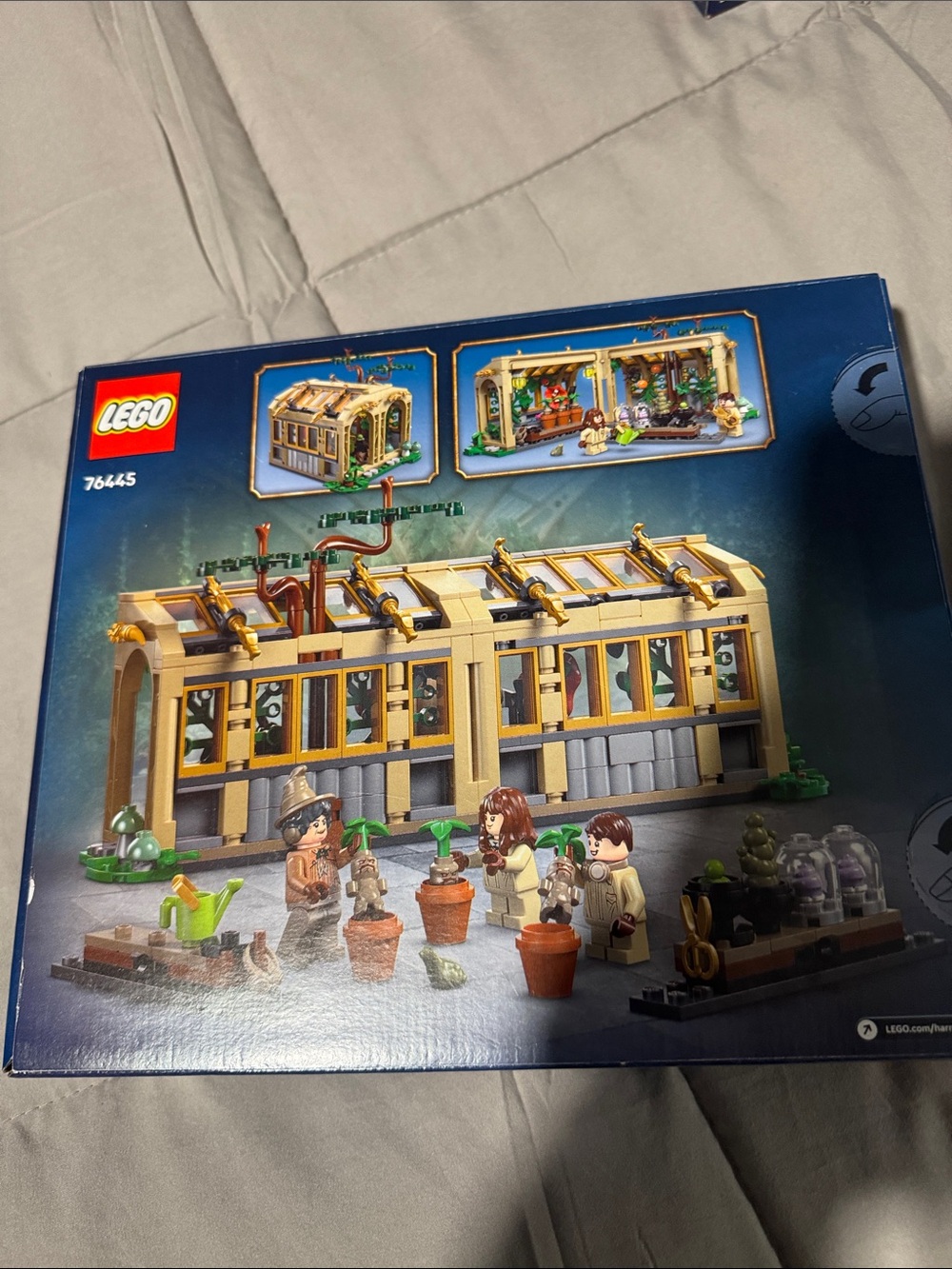 LEGO Hogwarts Greenhouse Set - Tan, Gold, Green and Brown